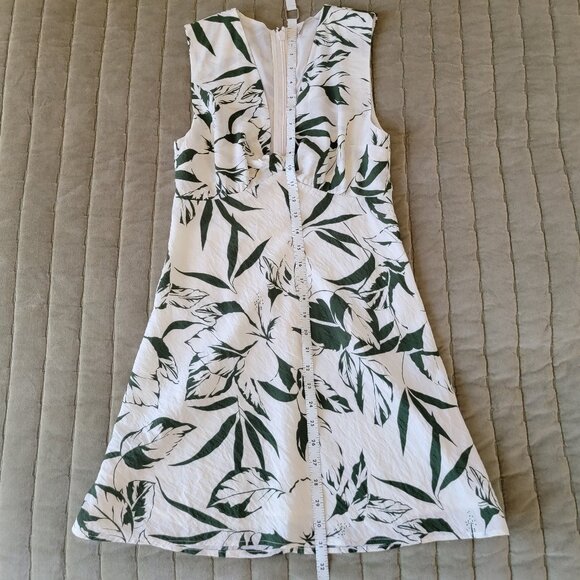 Abercrombie and Fitch Twist-Front Mini Dress XS Regular Height Fit - Picture 11 of 12